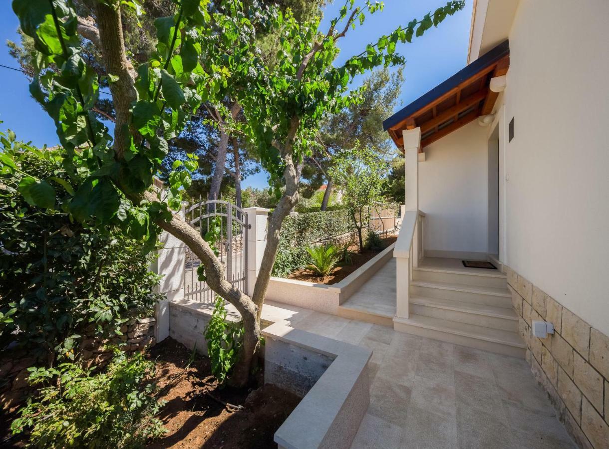 Holiday Home Brac Supetar Exterior foto