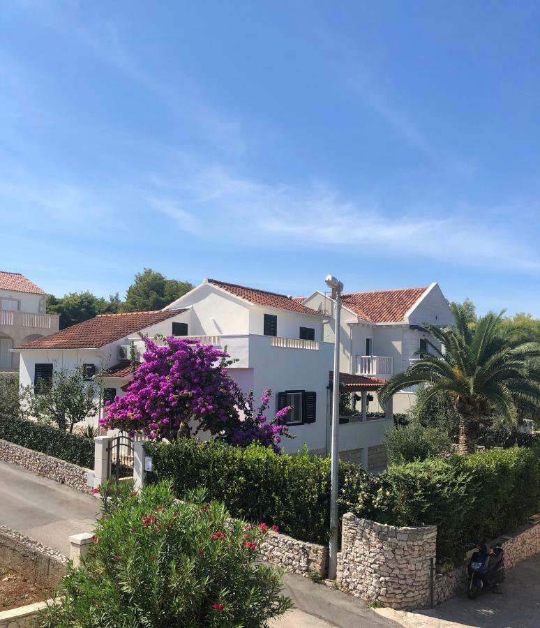 Holiday Home Brac Supetar Exterior foto